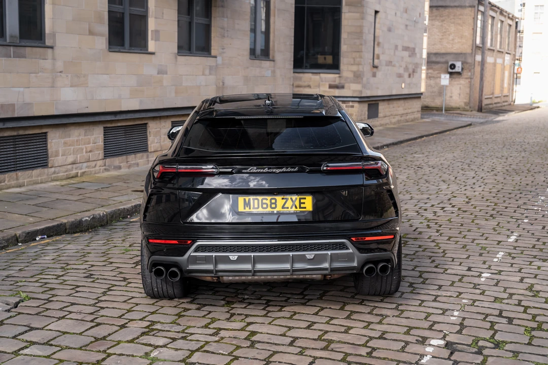 2018 Lamborghini Urus - Image 16 of 31