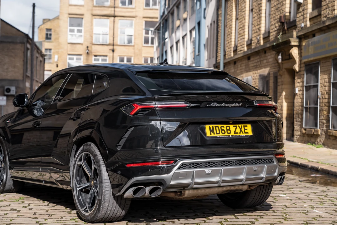 2018 Lamborghini Urus - Image 28 of 31