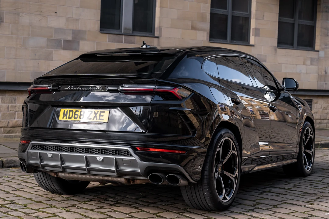 2018 Lamborghini Urus - Image 29 of 31