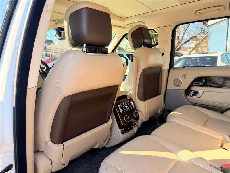 2018 Land Rover Range Rover L405 - Image 17 of 20