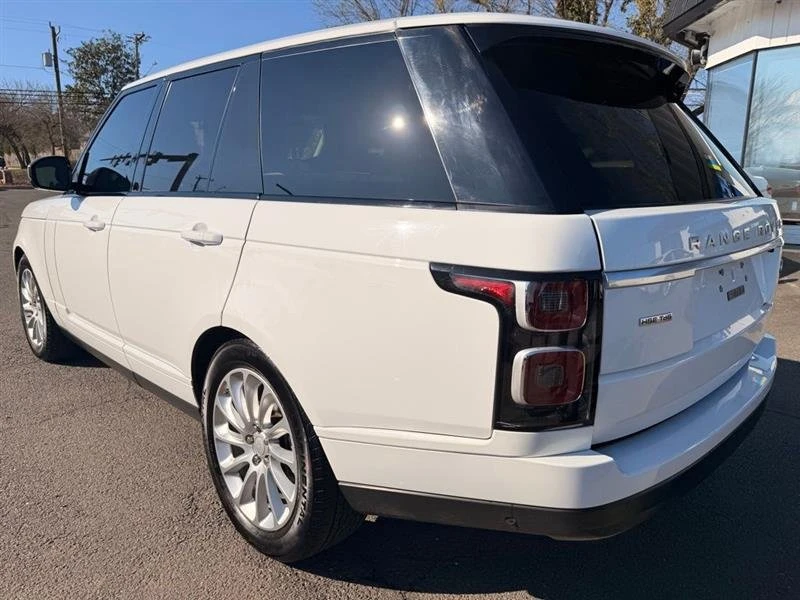 2018 Land Rover Range Rover L405 - Image 4 of 20