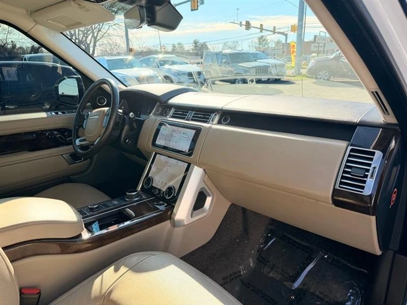2018 Land Rover Range Rover L405 - Image 13 of 20