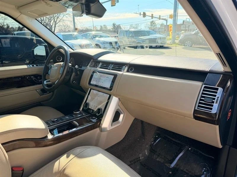 2018 Land Rover Range Rover L405 - Image 13 of 20