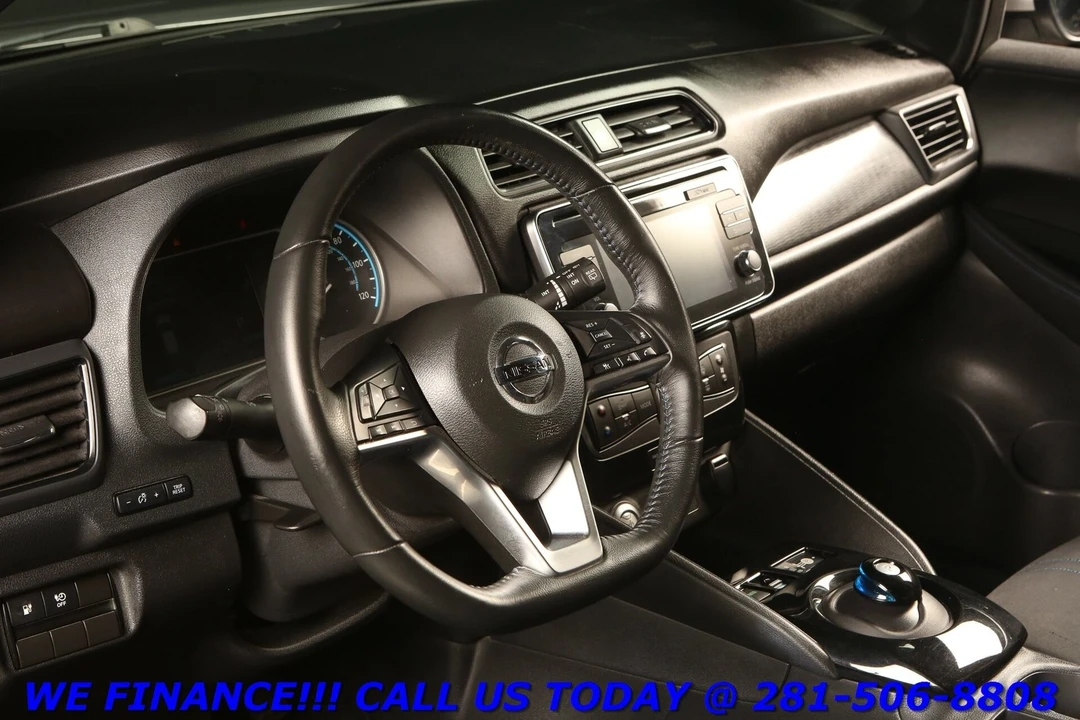 2018 Nissan Leaf - Image 11 of 21