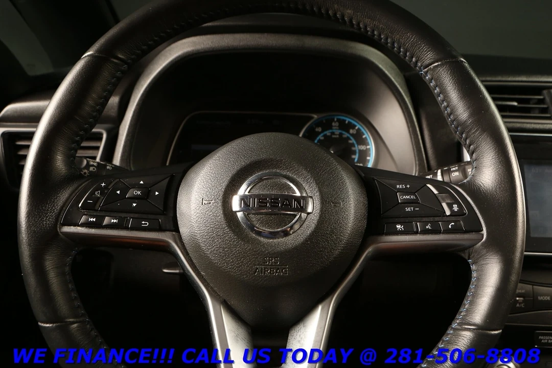 2018 Nissan Leaf - Image 13 of 21