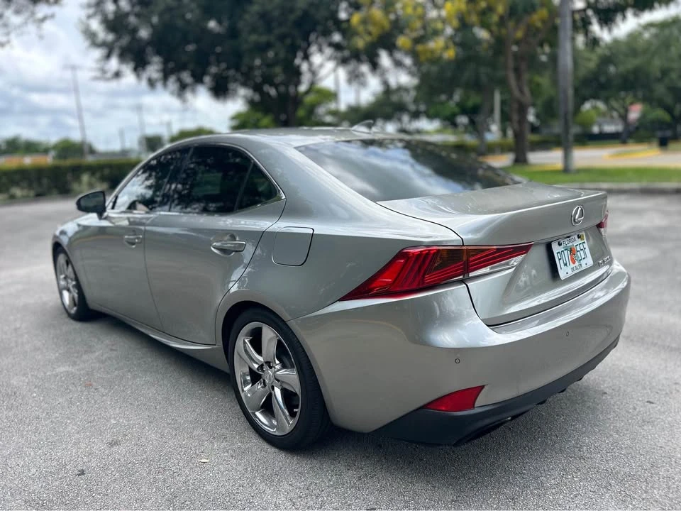 2018 Lexus IS 3rd Gen - Image 10 of 10