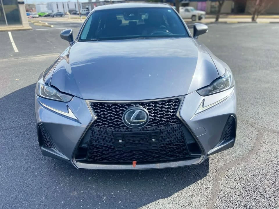 2018 Lexus IS 3rd Gen - Image 2 of 10