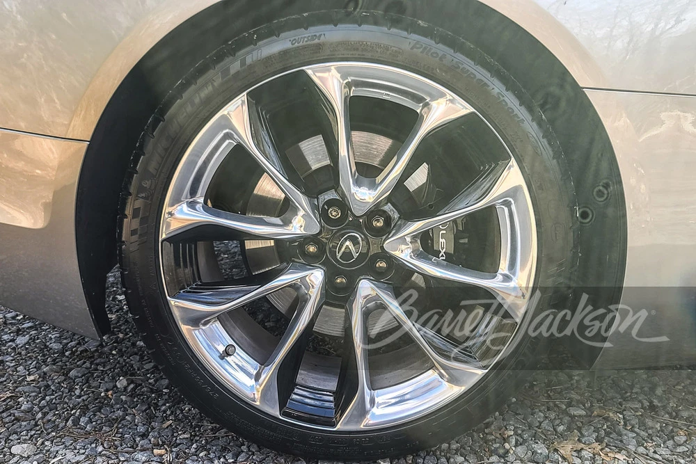2018 Lexus LC - Image 22 of 23