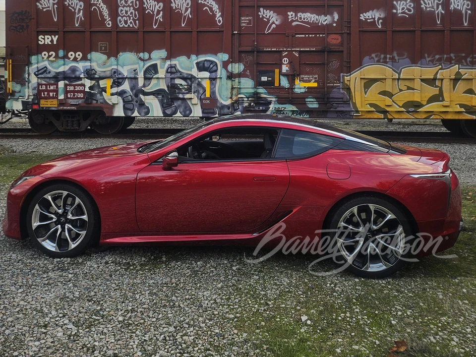 2018 Lexus LC - Image 6 of 12