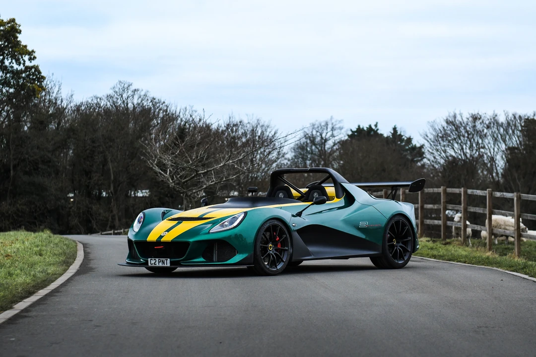 2018 Lotus 3-Eleven - Image 10 of 31