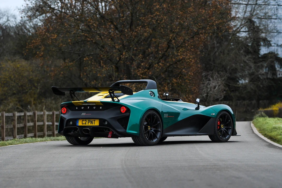 2018 Lotus 3-Eleven - Image 7 of 31