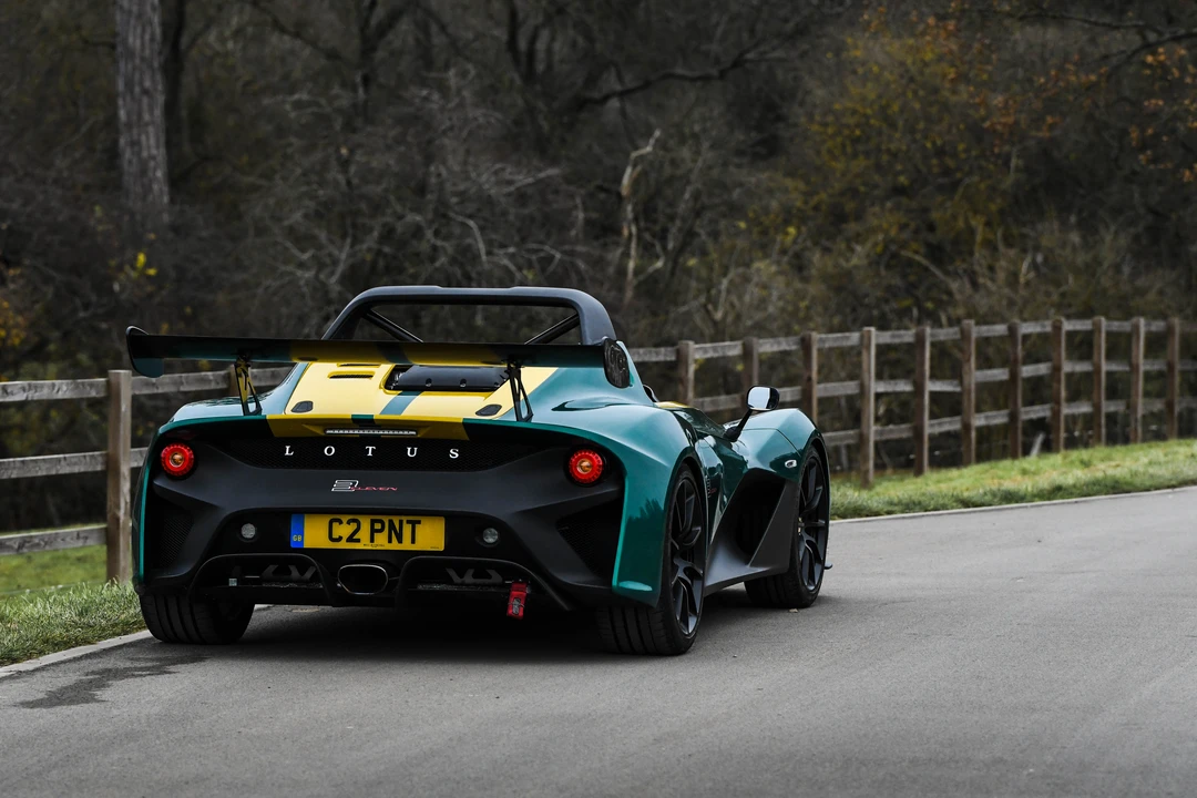 2018 Lotus 3-Eleven - Image 8 of 31