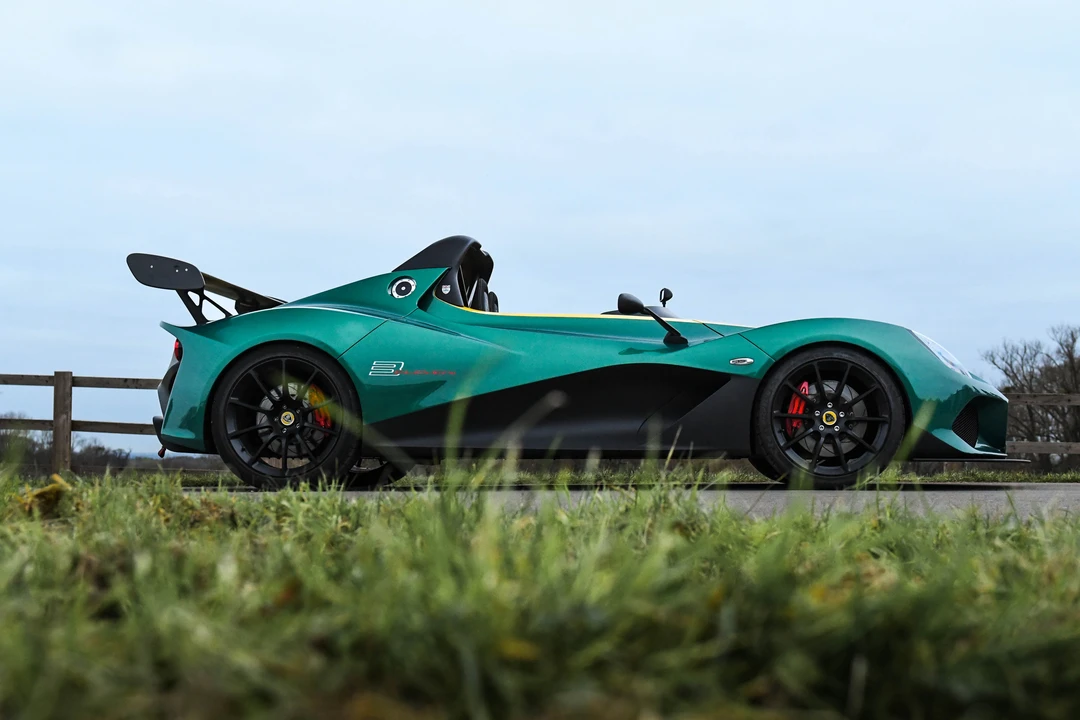 2018 Lotus 3-Eleven - Image 6 of 31
