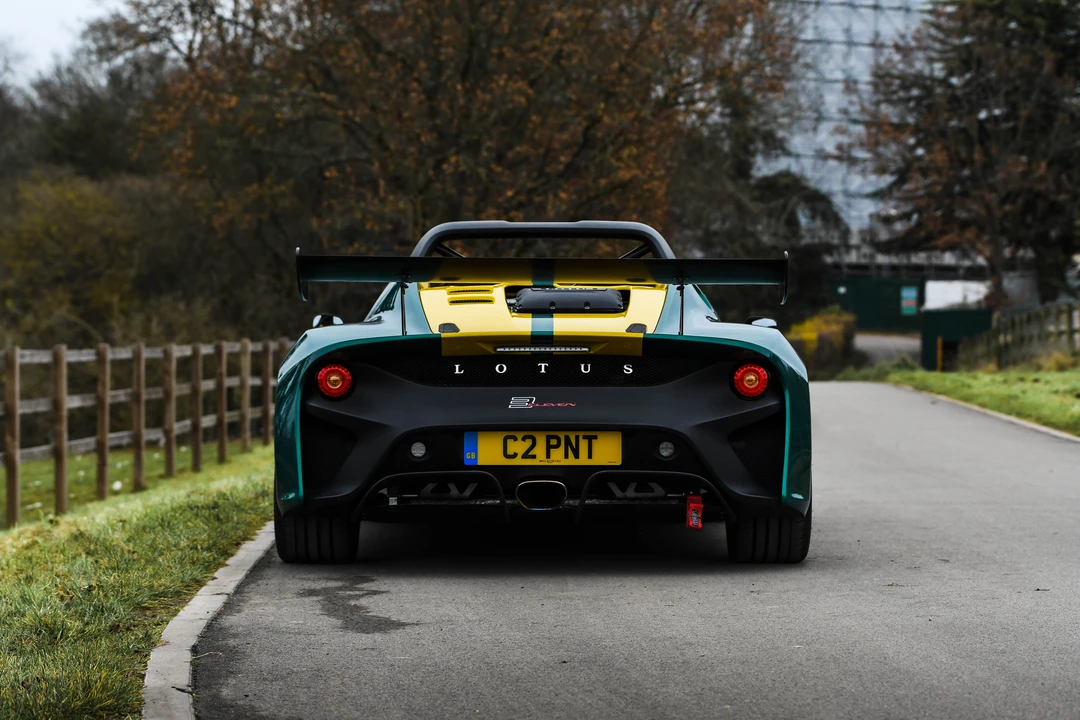 2018 Lotus 3-Eleven - Image 9 of 31