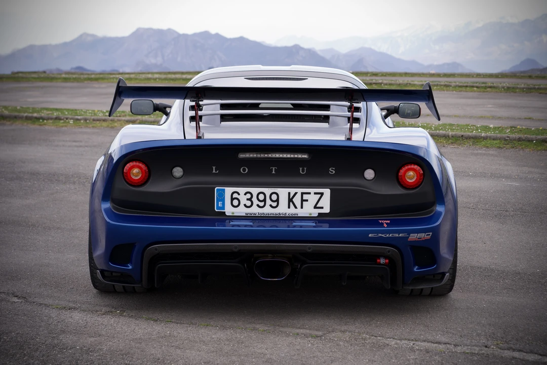 2018 Lotus Exige Series 3 - Image 7 of 31