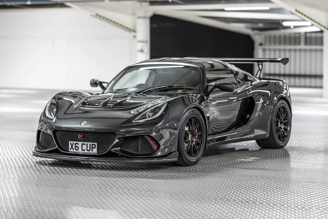 2018 Lotus Exige Series 3 - Image 2 of 31