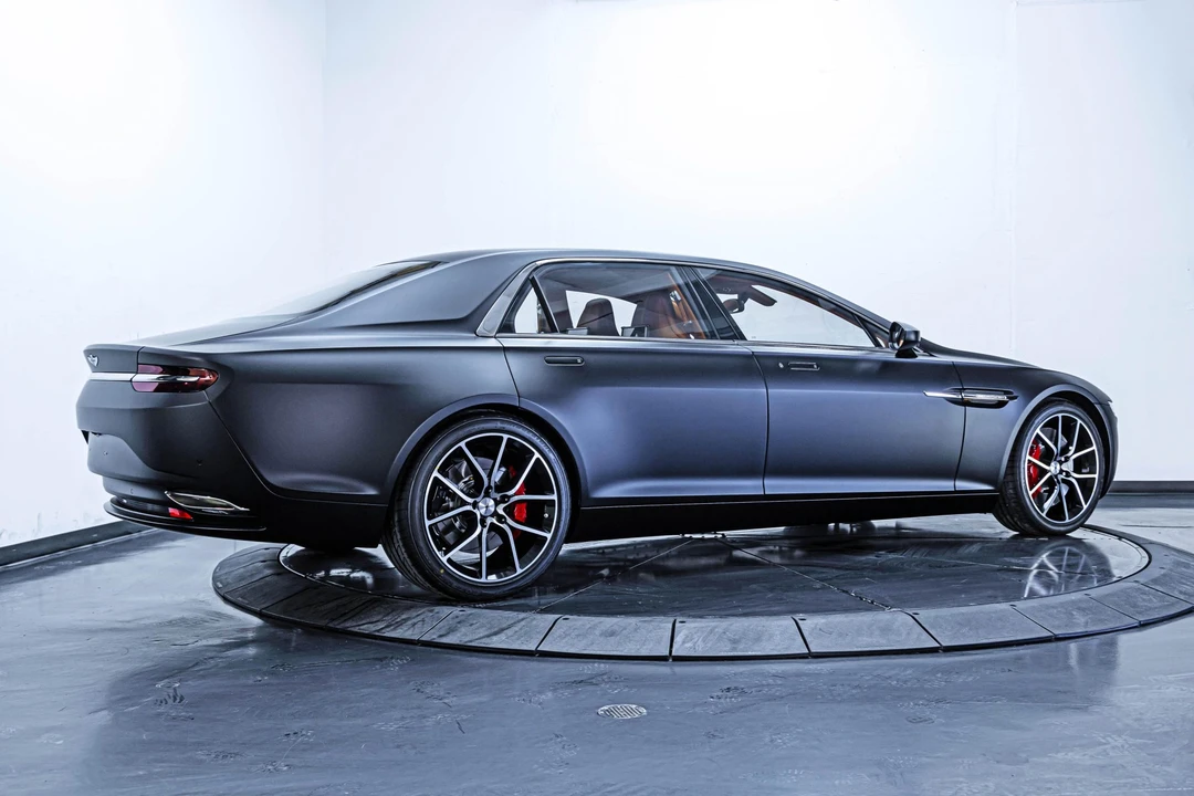 2018 Lagonda - Image 21 of 31