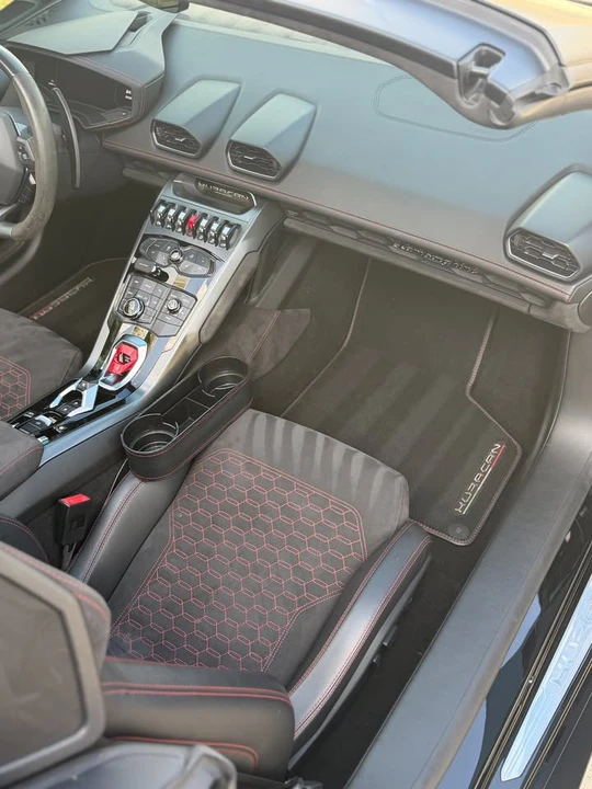 2018 Lamborghini Huracan LP580-2 - Image 2 of 20