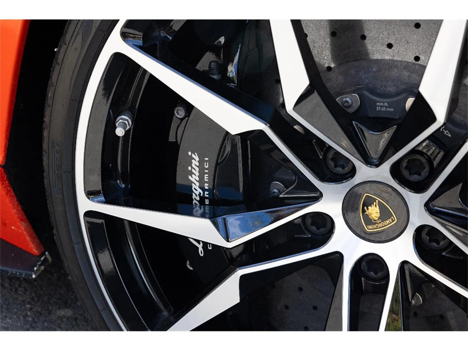 2018 Lamborghini Aventador S LP740-4 - Image 13 of 31