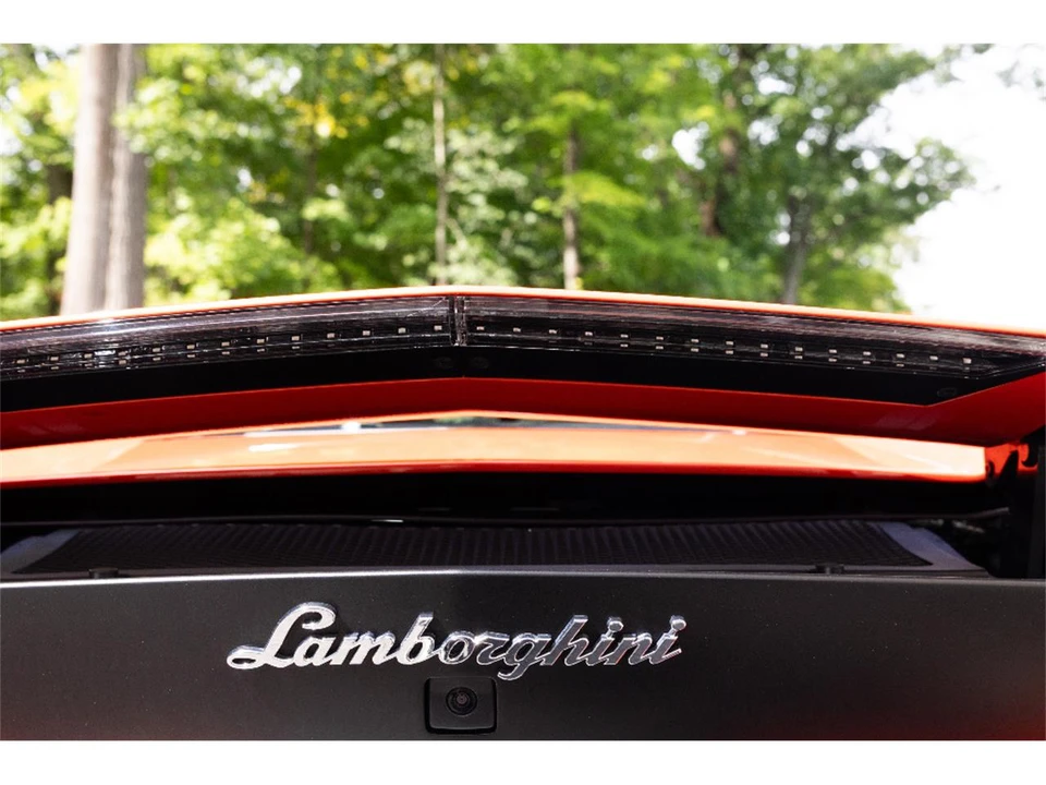2018 Lamborghini Aventador S LP740-4 - Image 19 of 31