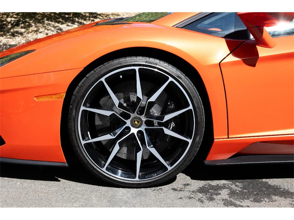 2018 Lamborghini Aventador S LP740-4 - Image 4 of 31