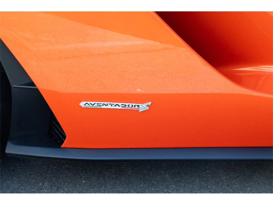 2018 Lamborghini Aventador S LP740-4 - Image 14 of 31