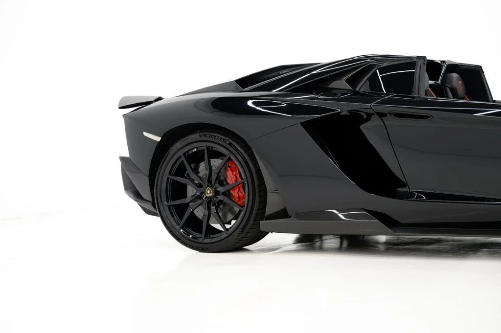 2018 Lamborghini Aventador S LP740-4 - Image 8 of 21