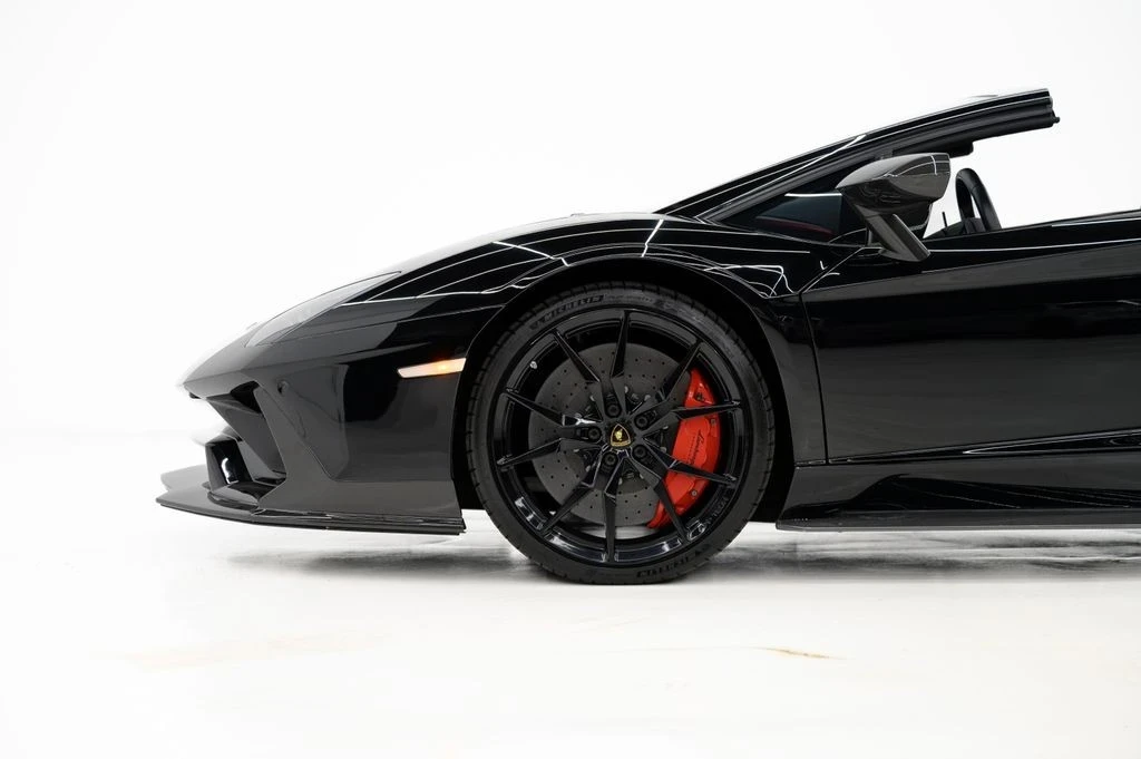 2018 Lamborghini Aventador S LP740-4 - Image 20 of 21