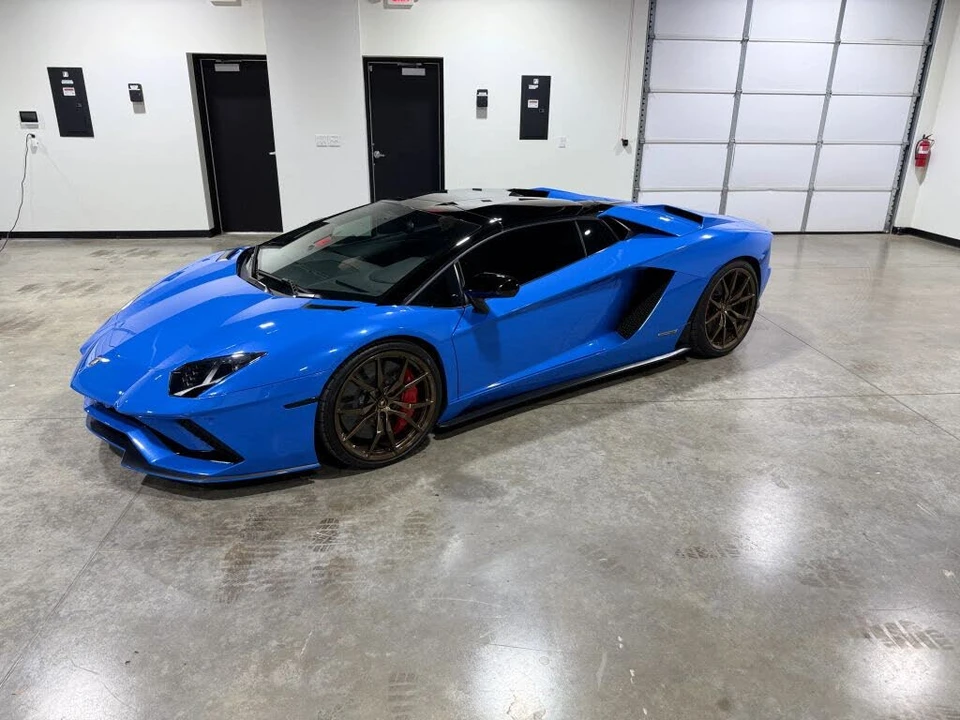 2018 Lamborghini Aventador S LP740-4 - Image 23 of 31
