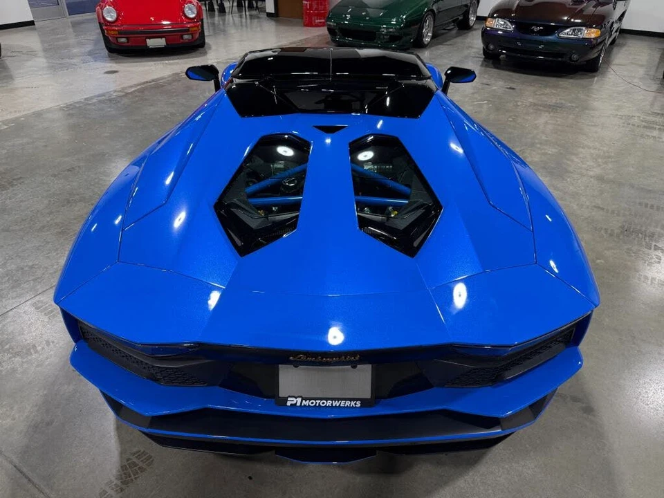 2018 Lamborghini Aventador S LP740-4 - Image 30 of 31