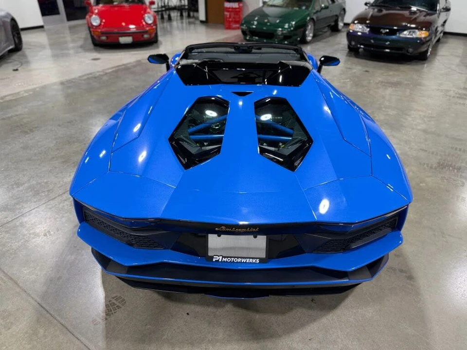 2018 Lamborghini Aventador S LP740-4 - Image 5 of 31