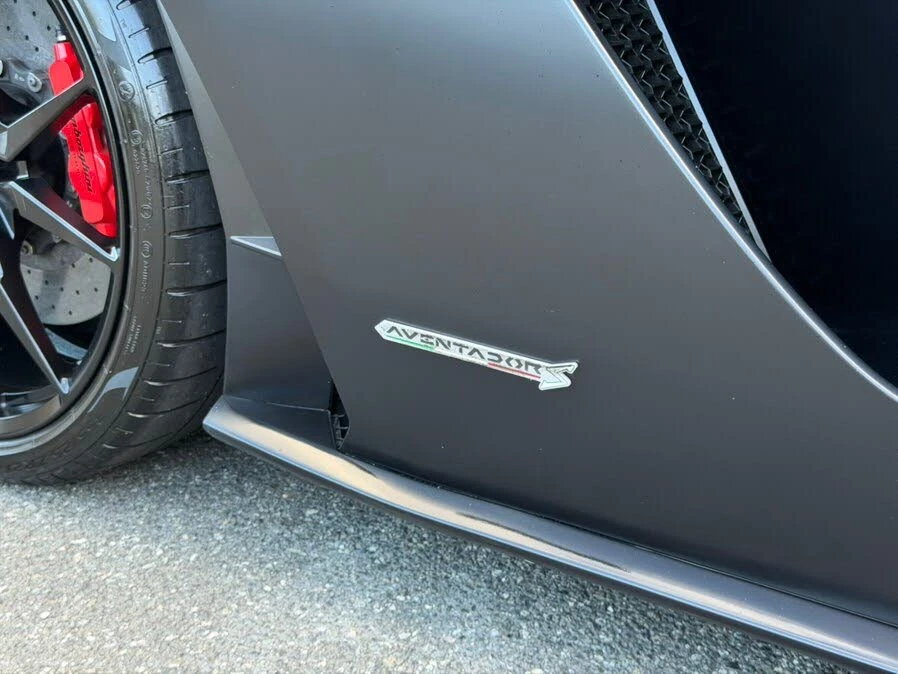 2018 Lamborghini Aventador S LP740-4 - Image 25 of 31
