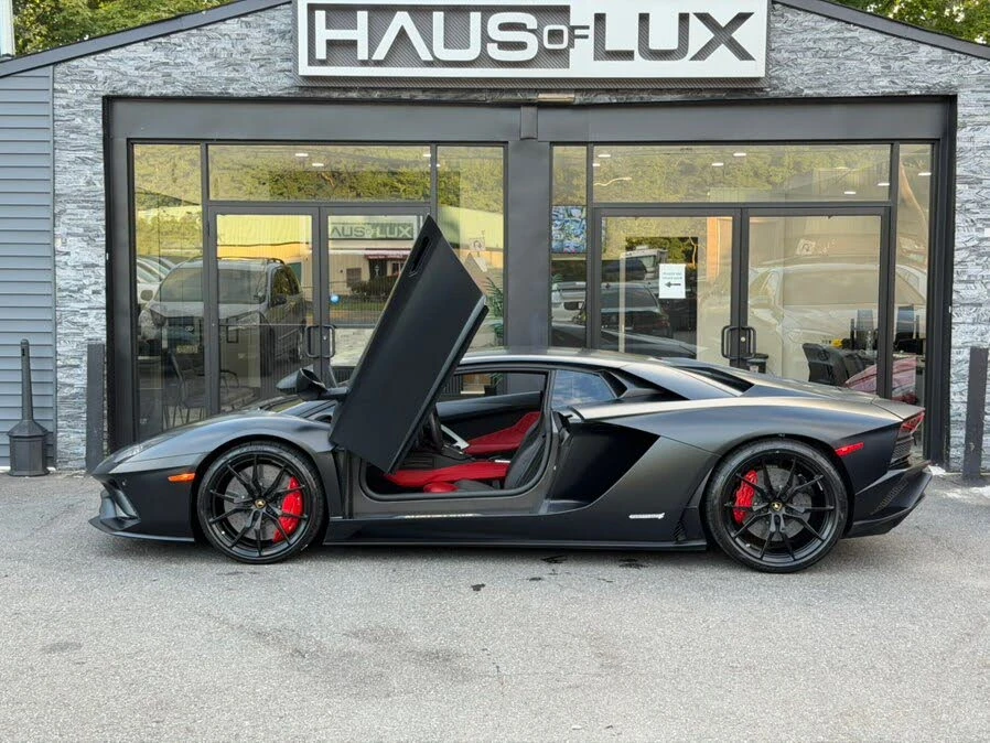 2018 Lamborghini Aventador S LP740-4 - Image 17 of 31