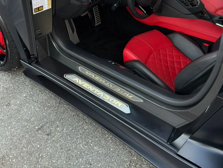 2018 Lamborghini Aventador S LP740-4 - Image 20 of 31