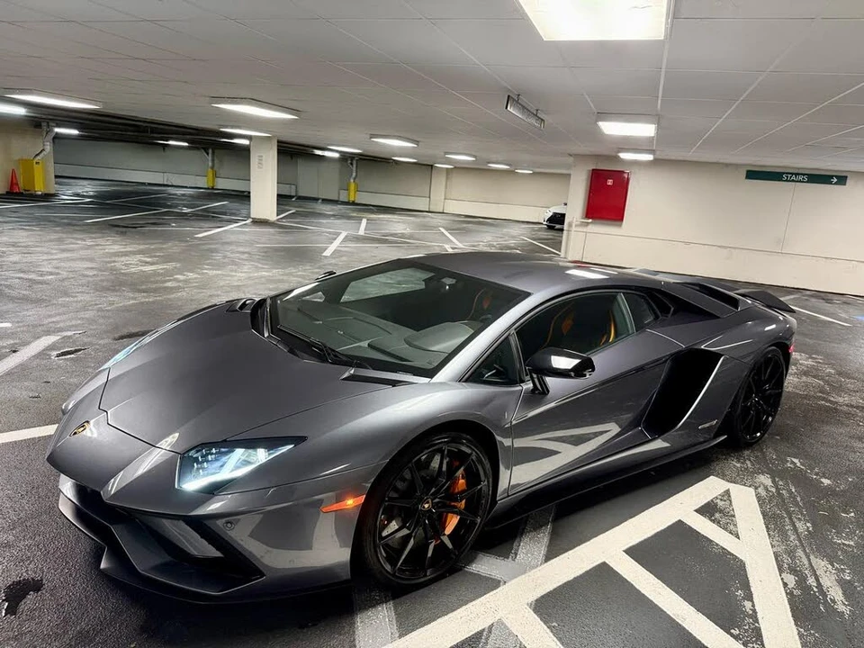 2018 Lamborghini Aventador S LP740-4 - Image 3 of 31