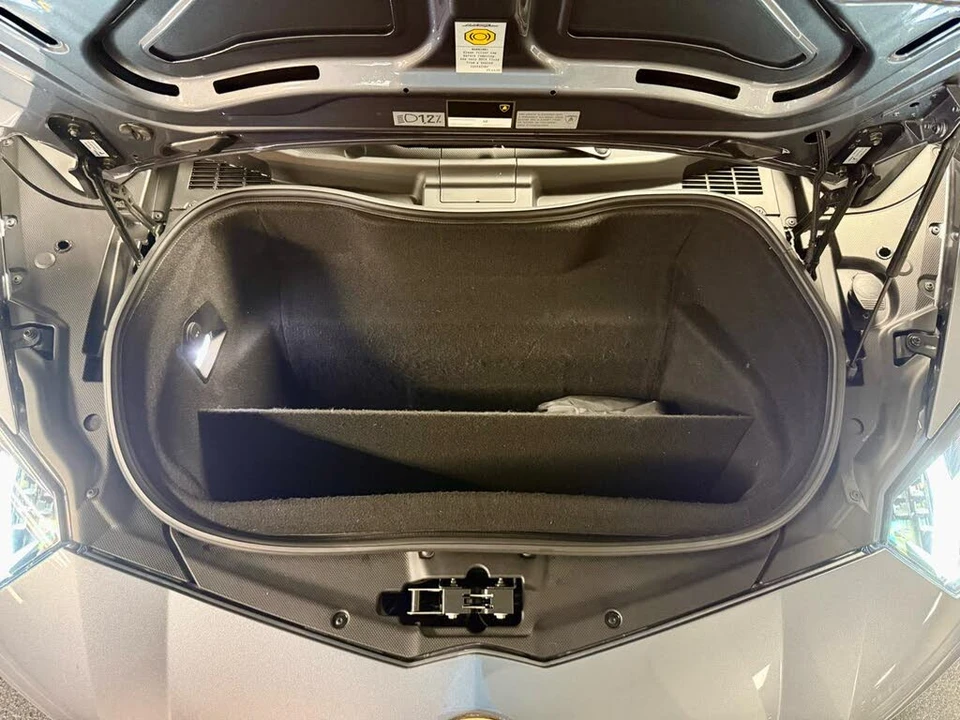 2018 Lamborghini Aventador S LP740-4 - Image 6 of 31