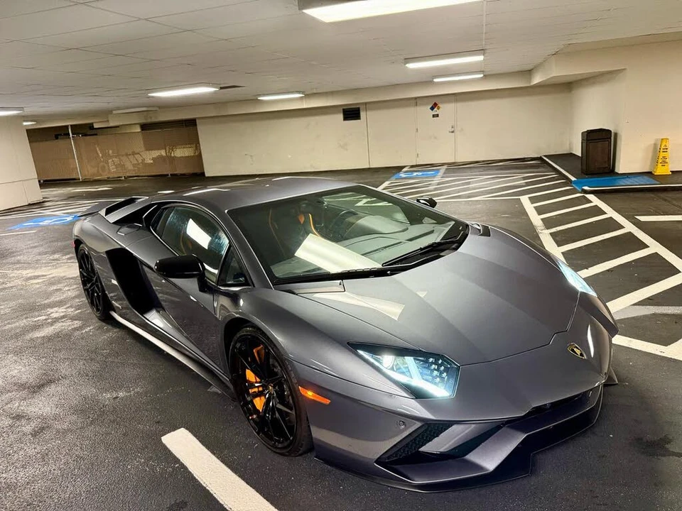 2018 Lamborghini Aventador S LP740-4 - Image 7 of 31