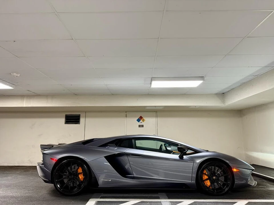 2018 Lamborghini Aventador S LP740-4 - Image 8 of 31