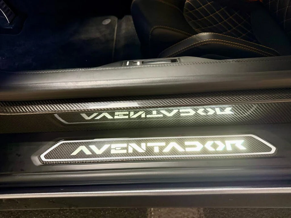 2018 Lamborghini Aventador S LP740-4 - Image 19 of 31