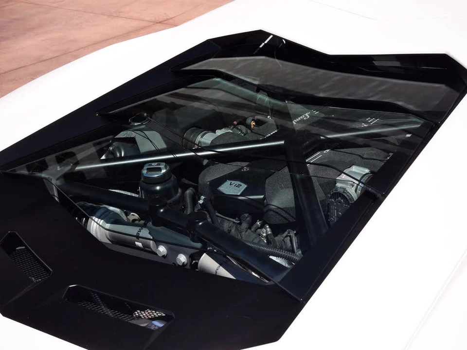 2018 Lamborghini Aventador S LP740-4 - Image 14 of 24