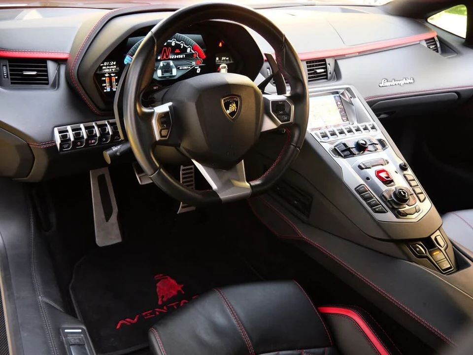 2018 Lamborghini Aventador S LP740-4 - Image 15 of 24