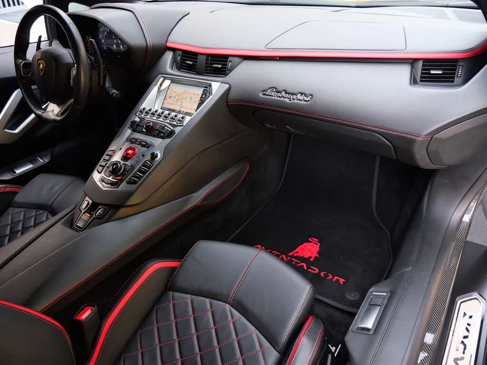 2018 Lamborghini Aventador S LP740-4 - Image 7 of 24