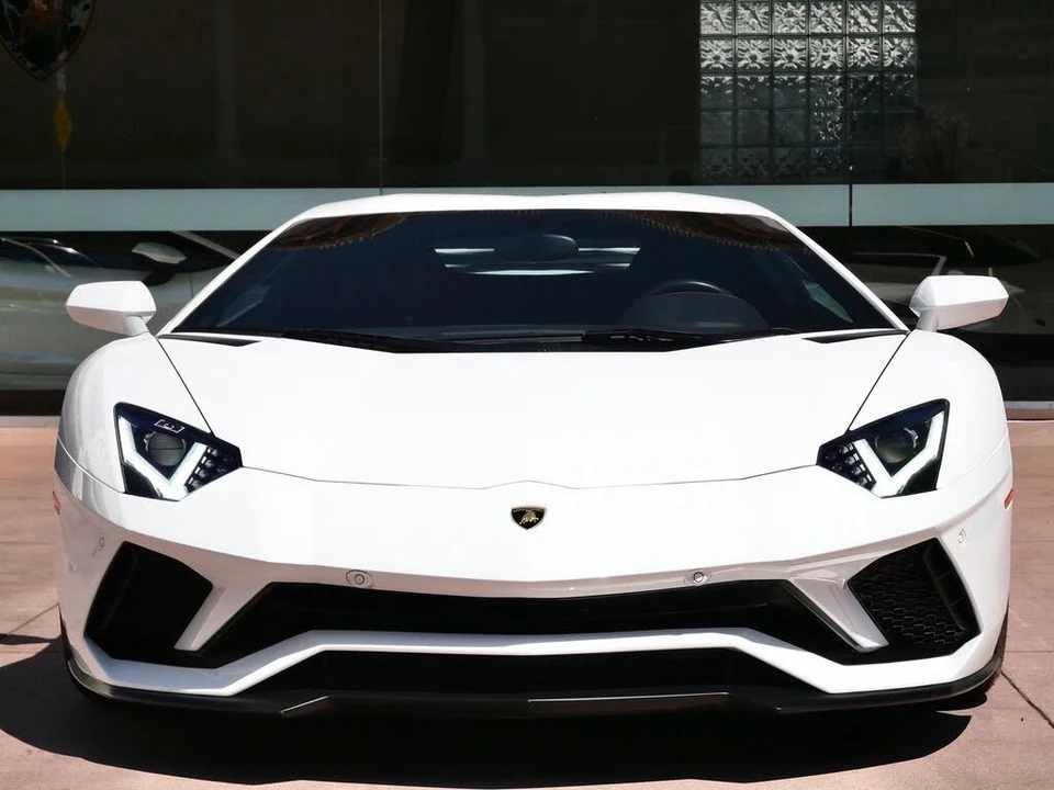 2018 Lamborghini Aventador S LP740-4 - Image 5 of 24