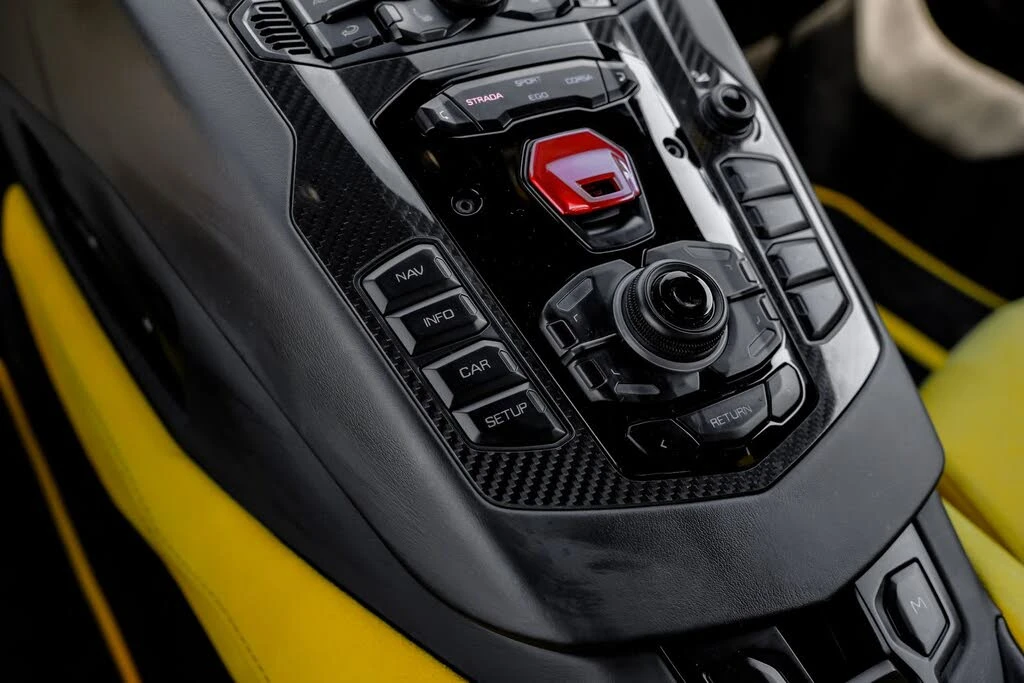 2018 Lamborghini Aventador S LP740-4 - Image 25 of 31