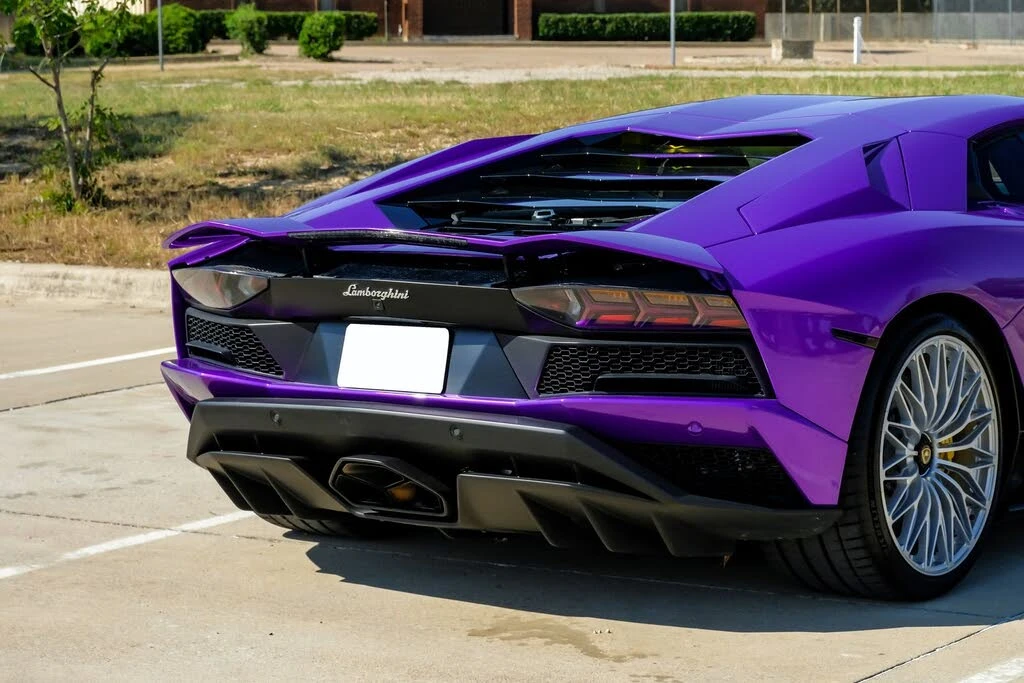 2018 Lamborghini Aventador S LP740-4 - Image 11 of 31