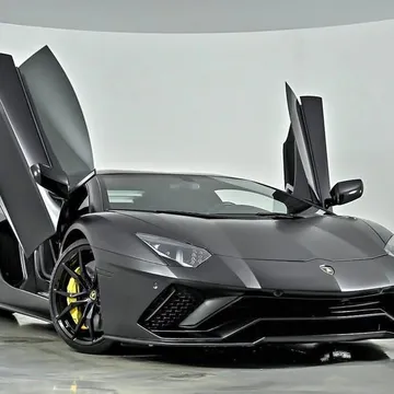 2018 Lamborghini Aventador LP 740-4 S