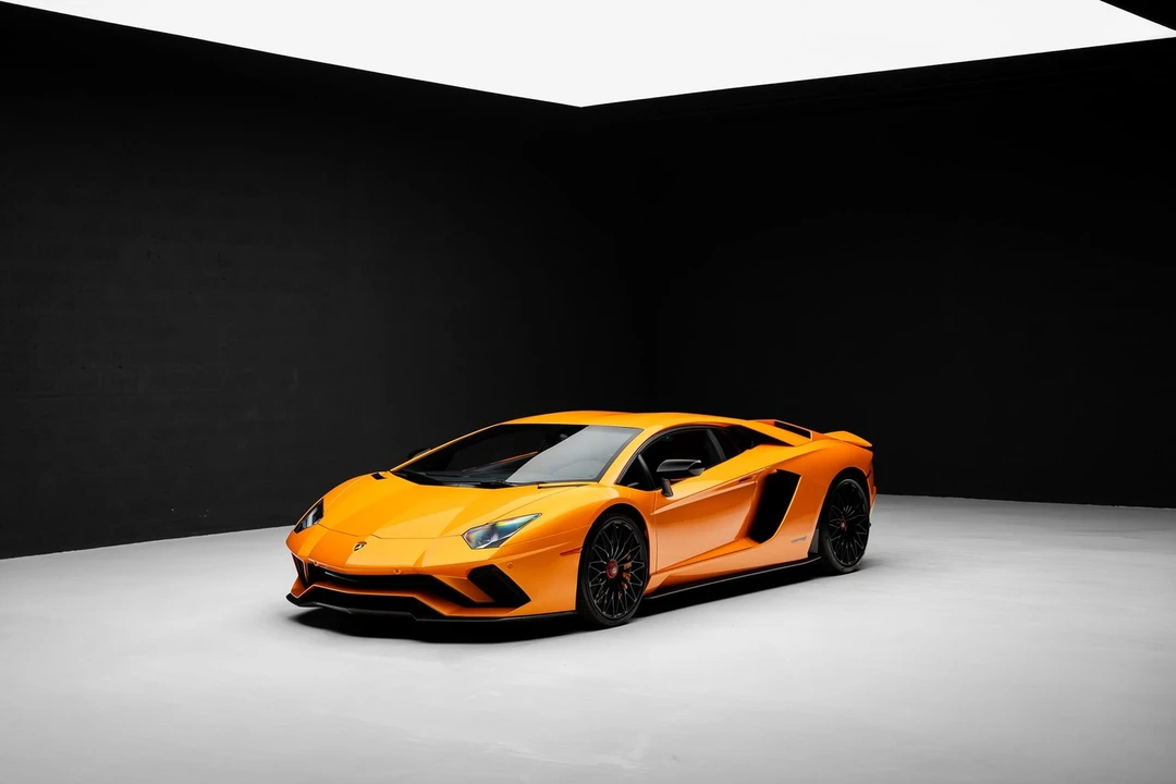 2018 Lamborghini Aventador S LP740-4 - Image 4 of 31