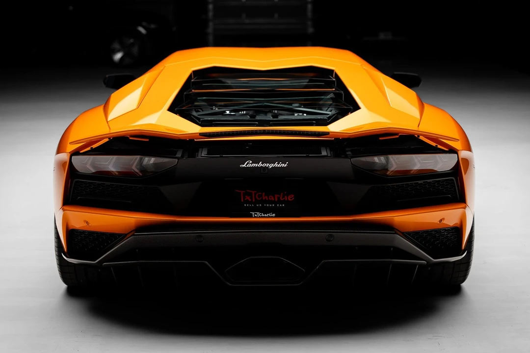 2018 Lamborghini Aventador S LP740-4 - Image 28 of 31