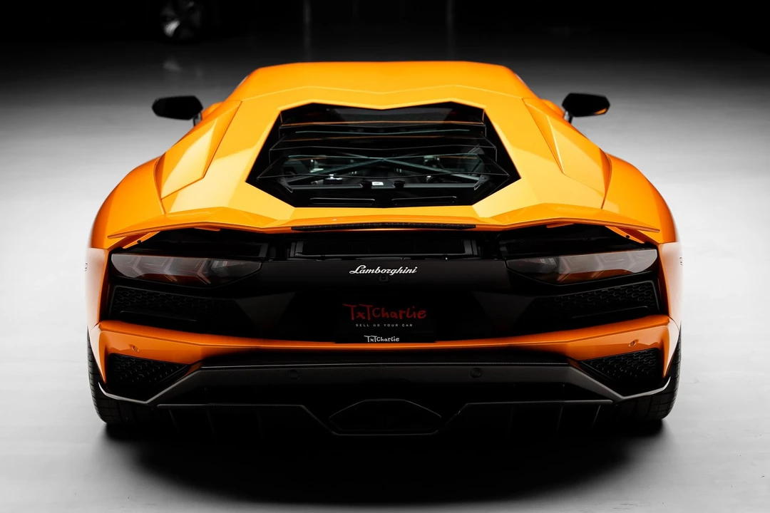 2018 Lamborghini Aventador S LP740-4 - Image 27 of 31