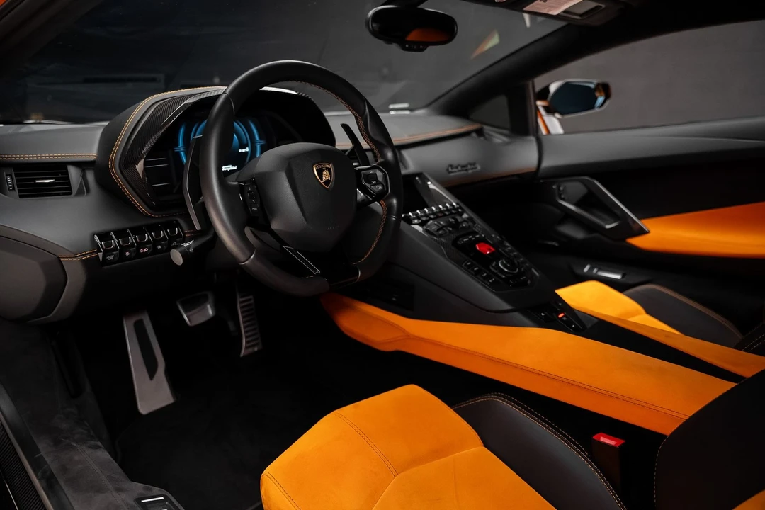 2018 Lamborghini Aventador S LP740-4 - Image 2 of 31